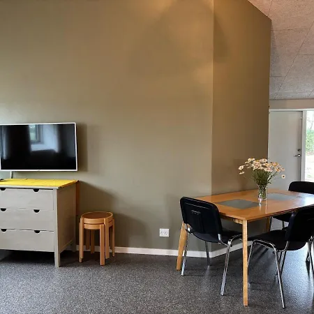 Newly Built Family-friendly 度假居 Hovborg